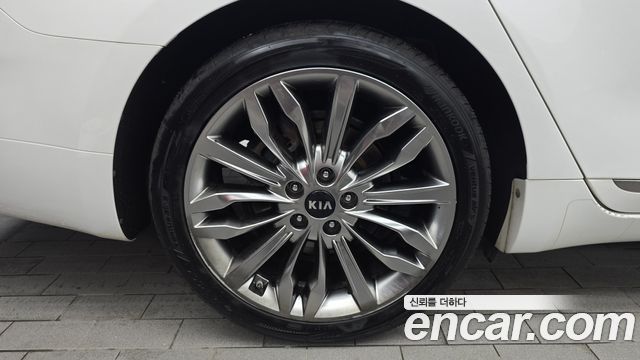 Kia K7 из Кореи Encar