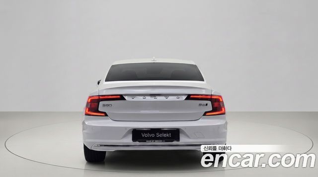 Volvo S90 B6 AWD Inscription — пробег 60326 км