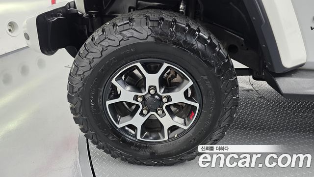 Jeep Wrangler 2.0 Overland Power Top 4Door 2020 — пробег 157 624 км