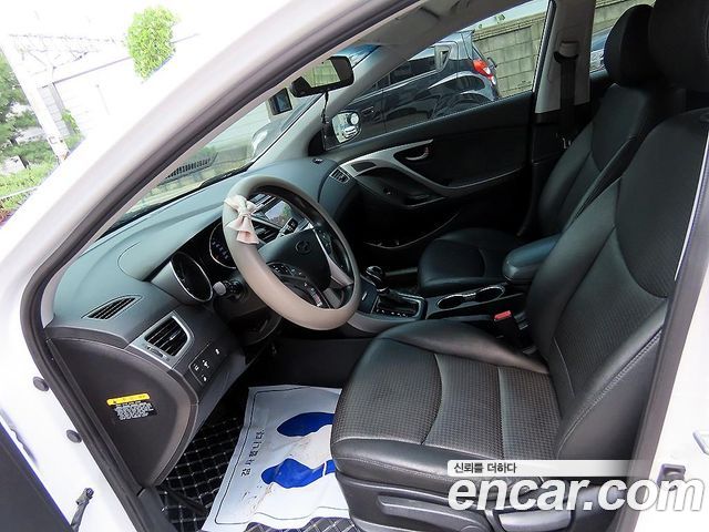 Hyundai AVANTE 1.6 GDi Modern Standard — пробег 106330 км