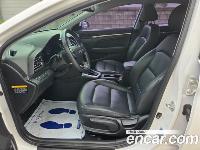 Hyundai AVANTE 1.6 Smart — пробег 153205 км