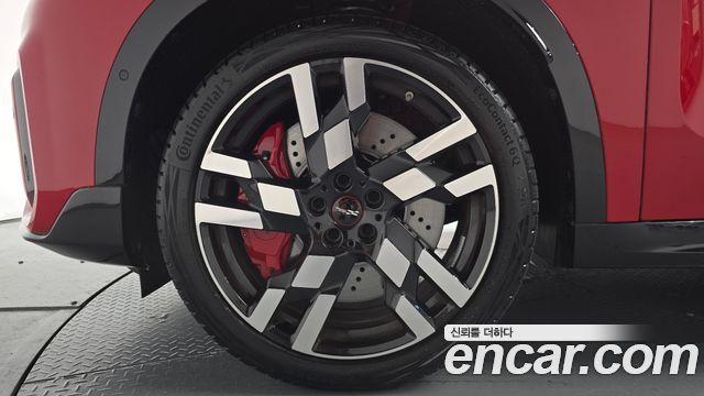 Mini Countryman ALL4 JCW — пробег 804 км — фото 5 из 5