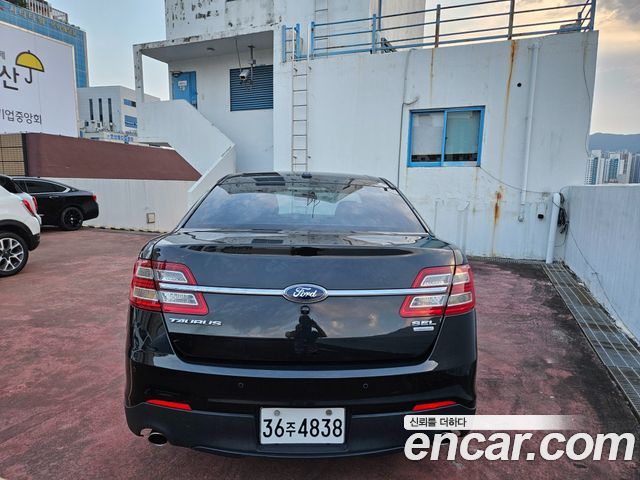 Ford Taurus из Кореи Encar