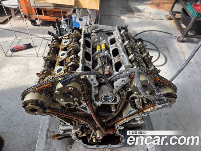 Hyundai Equus из Кореи Encar