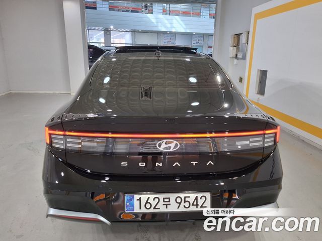 Hyundai Sonata 1.6 Turbo Exclusive — пробег 6230 км
