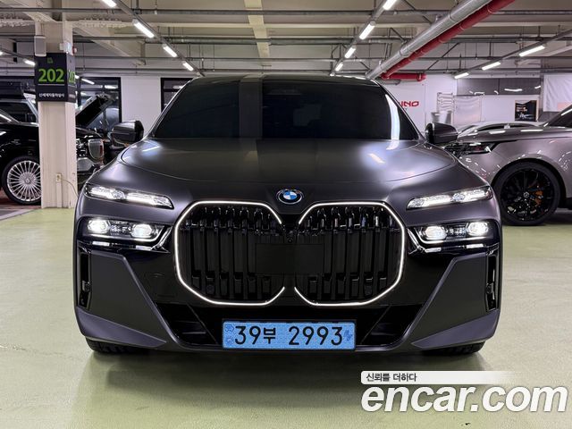 BMW i7 из Кореи Encar
