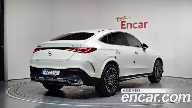 Mercedes-Benz GLC-Class GLC300 4MATIC Coupe — пробег 12 589 км — фото 2 из 5