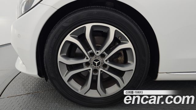 Mercedes-Benz C-Class из Кореи Encar