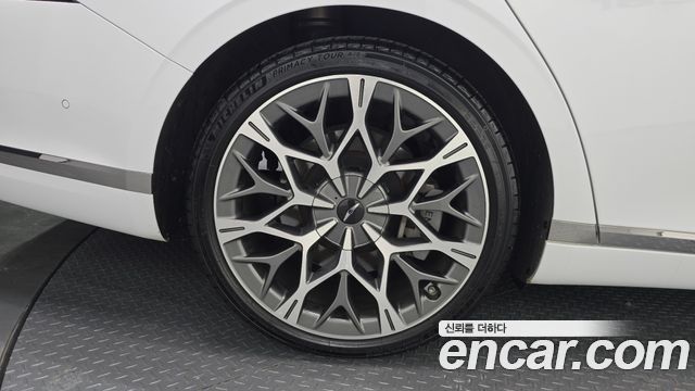 Genesis G90 из Кореи Encar