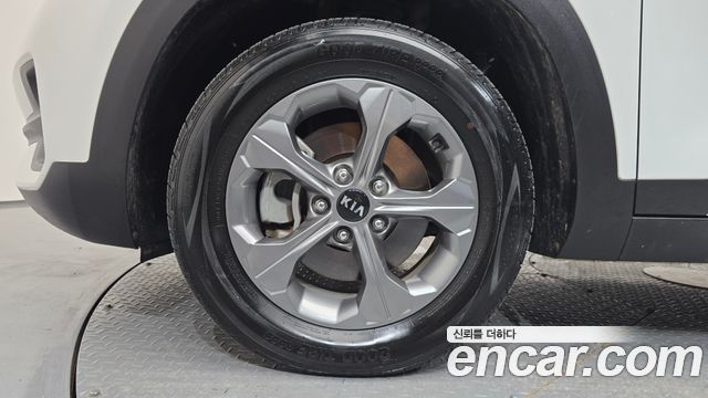 Kia Seltos из Кореи Encar