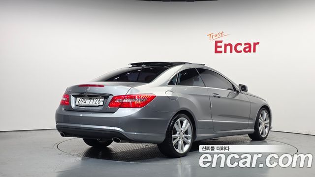 Mercedes-Benz E-Class из Кореи Encar