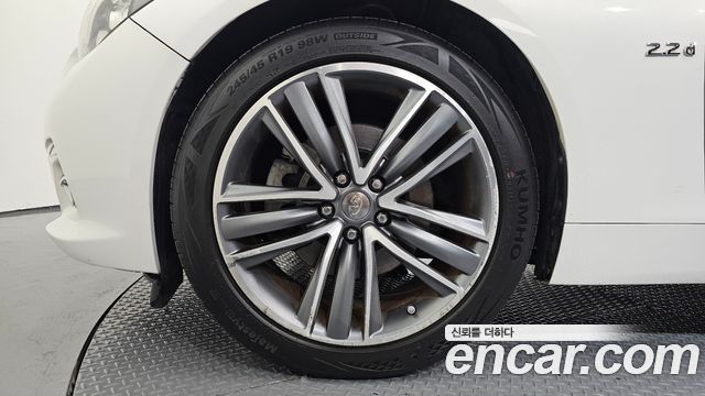 Infiniti Q50 2.2d Premium — пробег 177 741 км