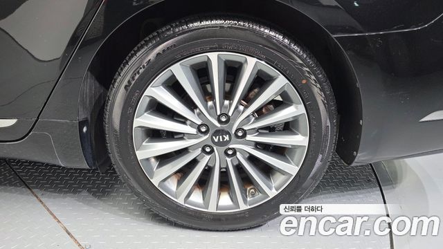 Kia K7 из Кореи Encar