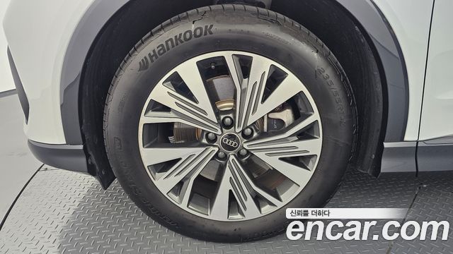 Audi Q4 e-tron 45 Sportback — пробег 18 913 км