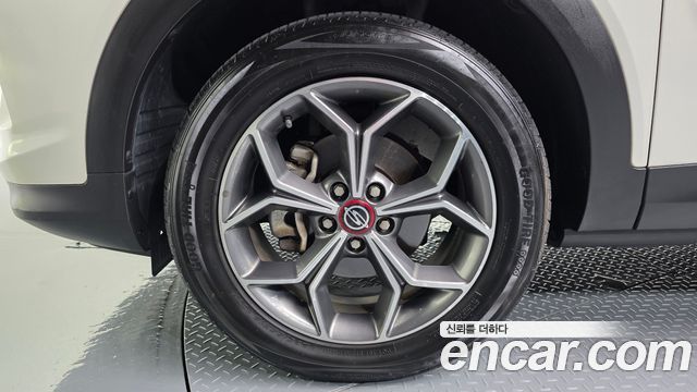Ssangyong KORANDO из Кореи Encar