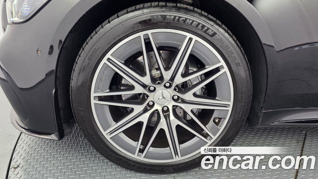 Mercedes-Benz AMG GT 4Door 43 4MATIC+ — пробег 69946 км