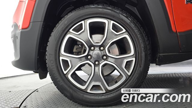 Jeep Renegade 2.0 Diesel Limited AWD 2017 — пробег 39 474 км