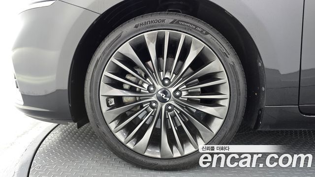 Kia K7 из Кореи Encar