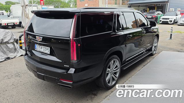Cadillac Escalade 6.2 ESV ESV Sports Platinum — пробег 4 271 км