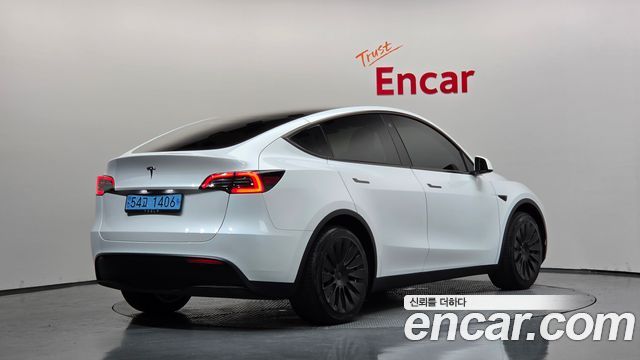 Tesla Model Y RWD — пробег 39 831 км — фото 2 из 5