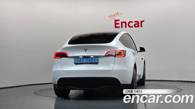 Tesla Model Y RWD — пробег 39 831 км — фото 4 из 5