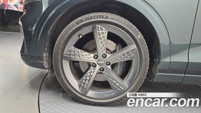 Genesis GV70 из Кореи Encar