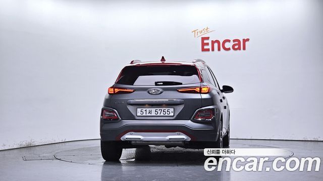 Hyundai Kona из Кореи Encar