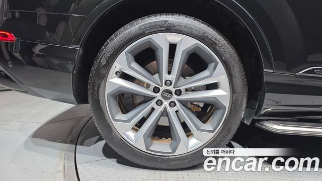 Audi Q7 из Кореи Encar