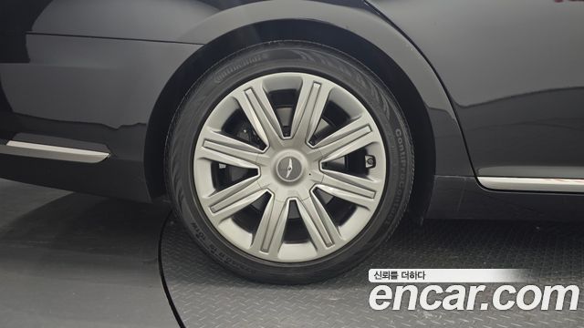 Genesis EQ900 из Кореи Encar