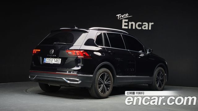 Volkswagen Tiguan из Кореи Encar