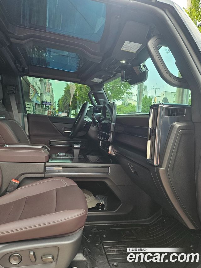 GMC Hummer EV e4WD — пробег 1 000 км — фото 5 из 5