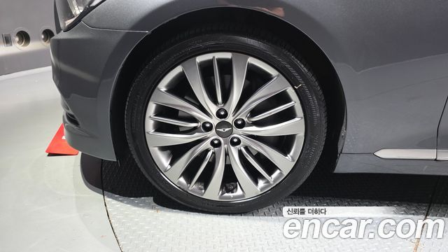 Hyundai Genesis G330 Premium AWD — пробег 97962 км