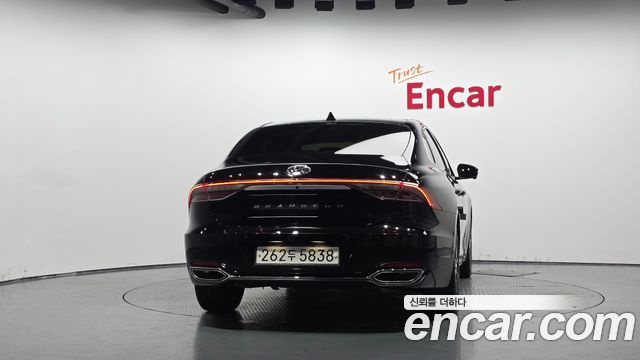 Hyundai Grandeur из Кореи Encar