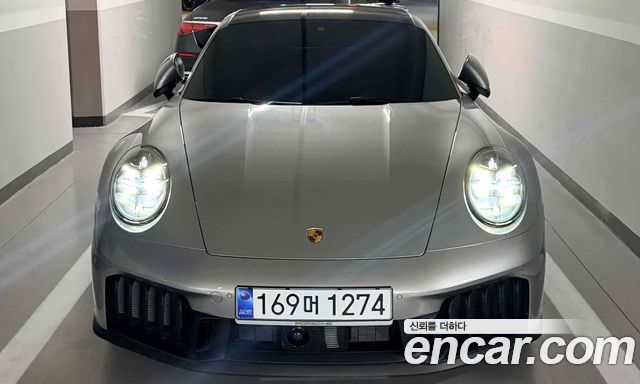 Porsche 911 Carrera 4 GTS — пробег 3 360 км — фото 3 из 5