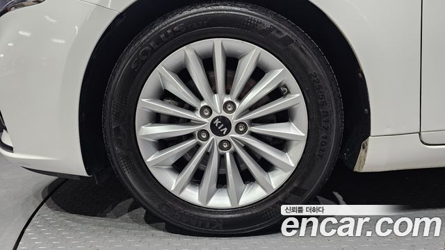 Kia K7 из Кореи Encar