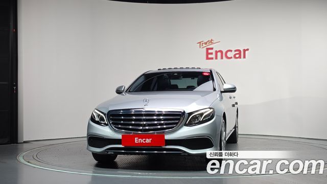 Mercedes-Benz E-Class из Кореи Encar