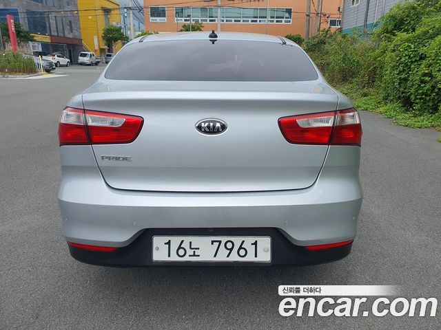 Kia pride из Кореи Encar