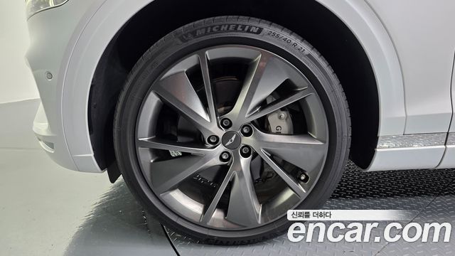 Genesis GV70 из Кореи Encar
