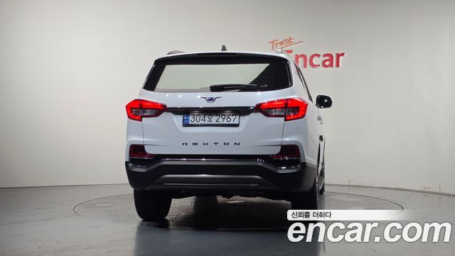 Ssangyong Rexton из Кореи Encar