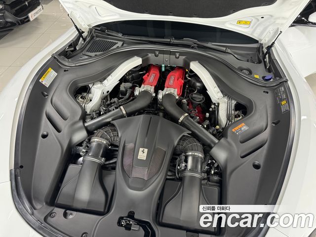 Ferrari Roma 3.9 — пробег 10 200 км