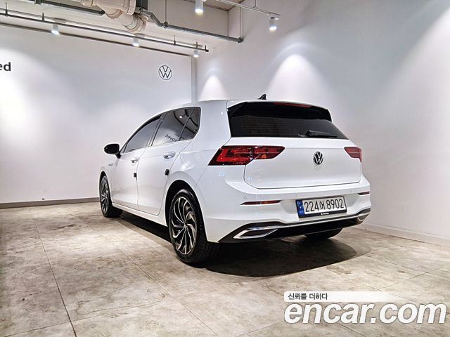 Volkswagen Golf 2.0 TDI Prestige — пробег 15 583 км — фото 2 из 5