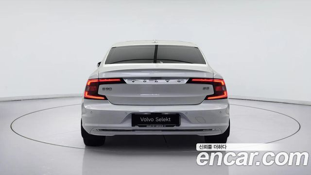 Volvo S90 B5 Ultimate Bright — пробег 54332 км
