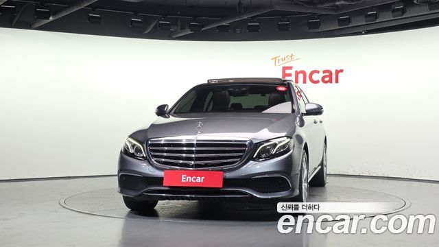 Mercedes-Benz E-Class из Кореи Encar