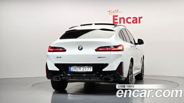 BMW X4 xDrive20i M Sport — пробег 73 200 км — фото 4 из 5