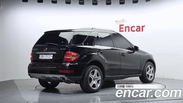 Mercedes-Benz M-class ML300 CDI 4MATIC Grand Edition — пробег 134 472 км — фото 2 из 5