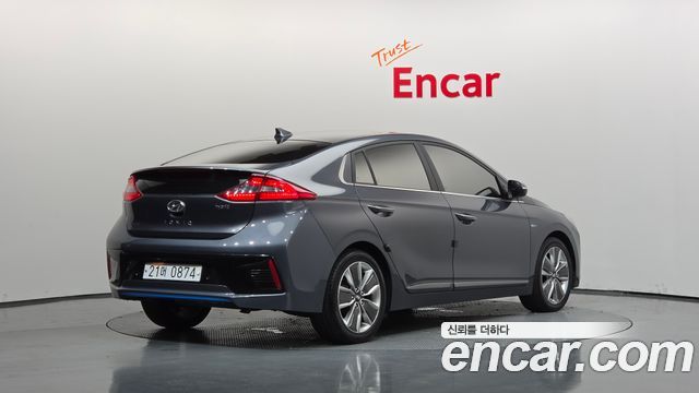 Hyundai Ioniq Q — пробег 139 161 км — фото 2 из 5