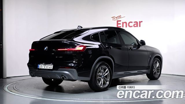 BMW X4 xDrive20i M Sports X Onlile Exclusive Edition — пробег 19 070 км — фото 2 из 5
