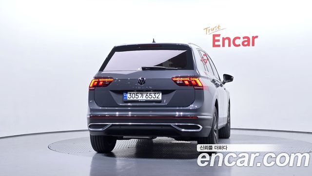 Volkswagen Tiguan 2.0 TDI Premium — пробег 18 716 км