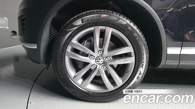 Volkswagen Touareg V6 3.0 TDI Bluemotion 7P5 — пробег 141 262 км