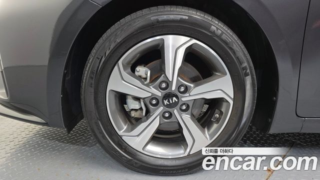 Kia K3 из Кореи Encar